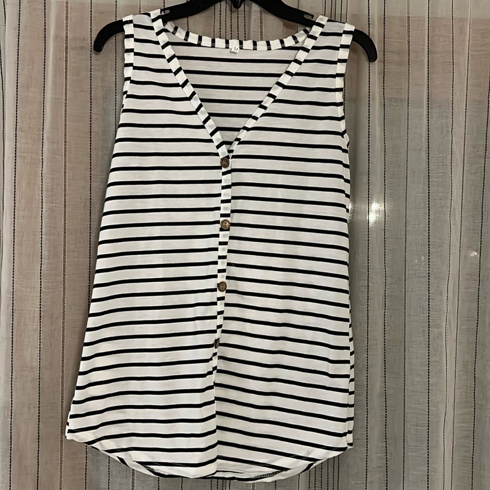 Black and White Striped Tank, Size: Medium, brand new